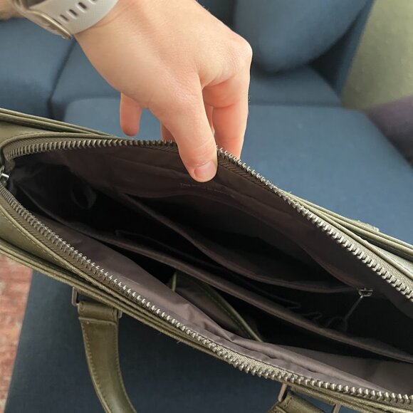 Matt & Nat David Vintage Vegan Leather Olive Green Laptop Bag Briefcase Tote - Picture 5 of 7